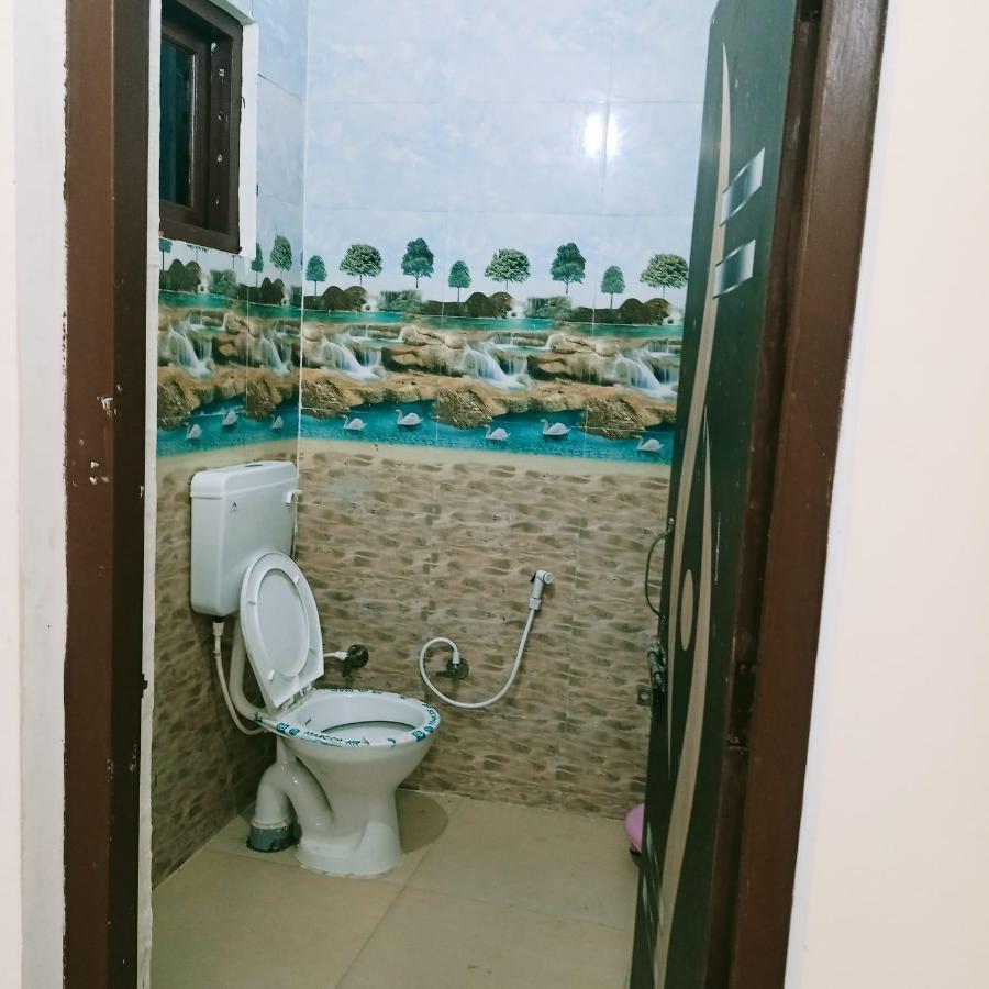 Radha Bhavan Vrindāvan 外观 照片